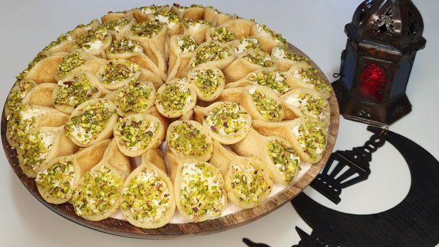 طريقة عمل قطايف كيتو