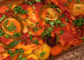 طريقة عمل صينية السمك الفيليه بالفرن بالبطاطس