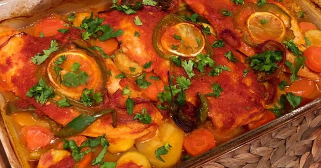 طريقة عمل صينية السمك الفيليه بالفرن بالبطاطس