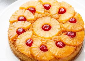 طريقة عمل كيكة اناناس مقلوبة