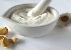 طريقة عمل ثوم المطاعم