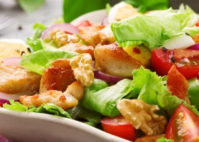 طريقة عمل سلطة دجاج بالخس والبرتقال