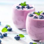 طريقة عمل سموذي التوت