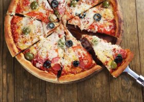 طريقة عمل بيتزا تركية بالهوت دوج