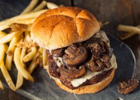 طريقة عمل ساندويش البرجر بصوص المشروم