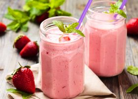 طريقة عمل سموثي الفاكهة