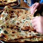 طريقة عمل خبز الزعتر الأخضر
