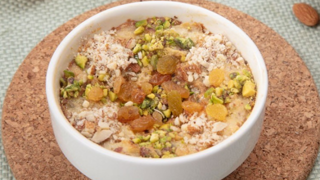 طريقة عمل أم علي بالكورن فلكس