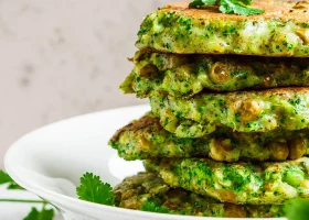 طريقة عمل عجة البروكولي بالفيتا