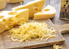 طريقة عمل الجبنة الرومي