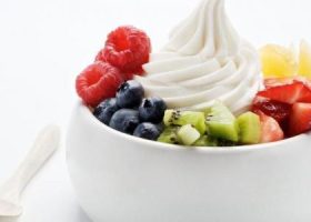 طريقة عمل ايس كريم صحي بالزبادي