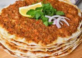 طريقة عمل اللحم بعجين السوري