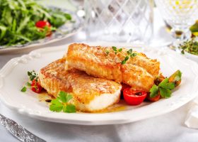 طريقة عمل فيليه السمك بالبرتقال والطرخون