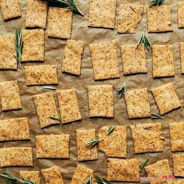 طريقة عمل كراكرز سهل