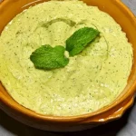 طريقة عمل الحمص بالريحان