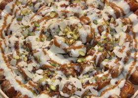 طريقة عمل تمر محشي طحينة