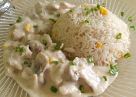 طريقة عمل دجاج بالكريمة مع الأرز