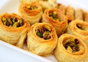 طريقة عمل عش البلبل بالفستق الحلبي