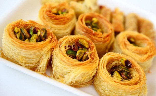 طريقة عمل عش البلبل بالفستق الحلبي