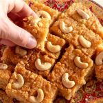 طريقة عمل بسبوسة الكاجو المملح
