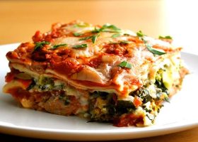 طريقة عمل اللازانيا بالخضار واللحم