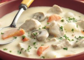 طريقة عمل شوربة اللحم بالكريمة