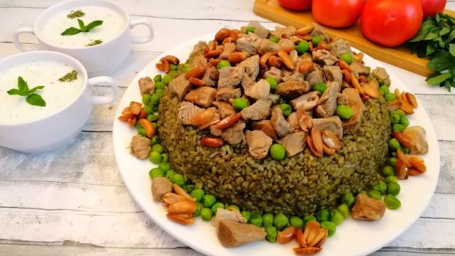 طريقة عمل الفريكة باللحم السورية