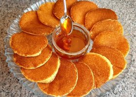 طريقة عمل بان كيك بالسميد