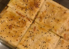 طريقة عمل صينية دجاج بالبف باستري