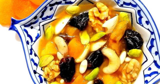 طريقة عمل سلطة فواكه قمر الدين المجفف