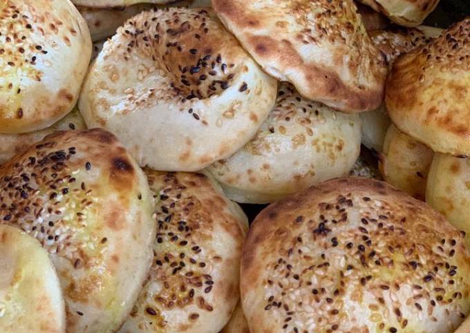 طريقة عمل خبز الخمير الاماراتي بالدبس
