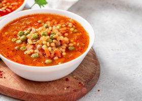 طريقة عمل الفول المدشوش بالصلصة الليبي