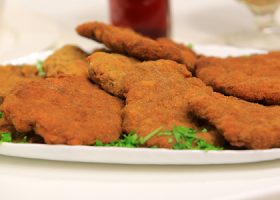 طريقة عمل بفتيك اللحم بالبقسماط