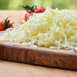 طريقة عمل الموتزاريلا الإيطالية الأصلية