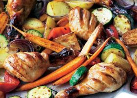 طريقة عمل دجاج بالفرن مع الخضار