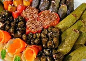 طريقة عمل دولمة ورق العنب التركية