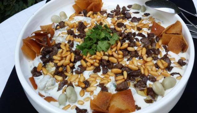 طريقة عمل فتة مقادم