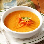 طريقة عمل شوربة القرنبيط والجزر