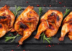 طريقة عمل دجاج عالفحم