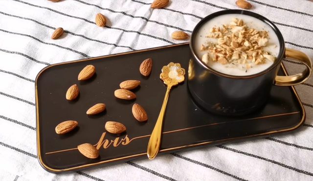 طريقة عمل قهوة اللوز الخفيفة