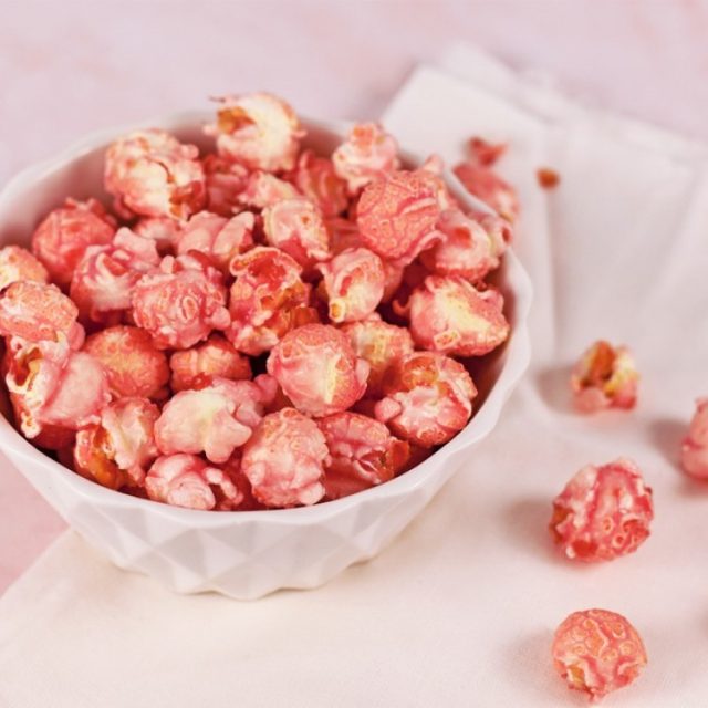 طريقة عمل الفشار الأحمر