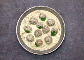 طريقة عمل كرات اللحم بالفطر والكريمة