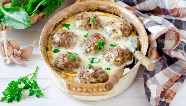 طريقة عمل داوود باشا باللبن