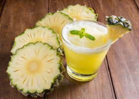 طريقة عمل مشروب الأناناس الساخن
