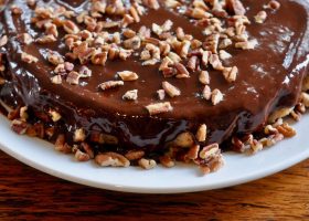 طريقة عمل كيكة البندق