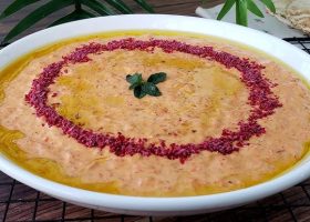 طريقة عمل تغميسة الفيتا بالفلفل الأحمر المشوي