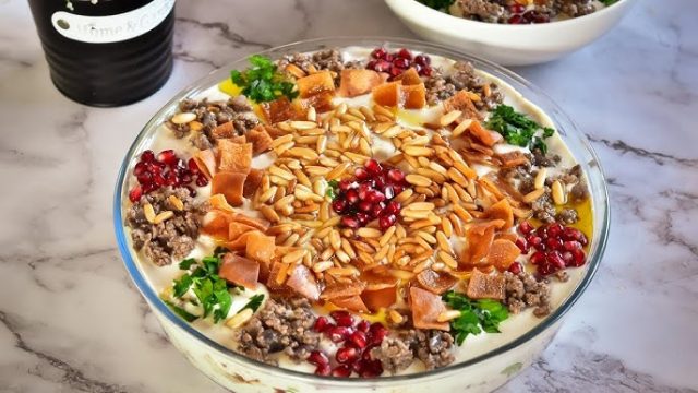 طريقة عمل فتة البطاطس الحرة