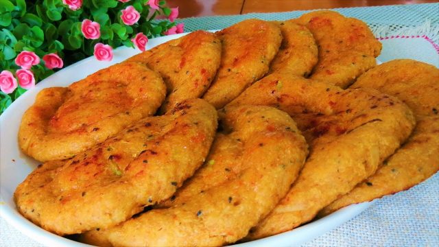 طريقة عمل خبز البرغل بالخضار