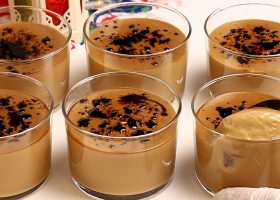 طريقة عمل أكواب حلى النسكافيه والشوفان