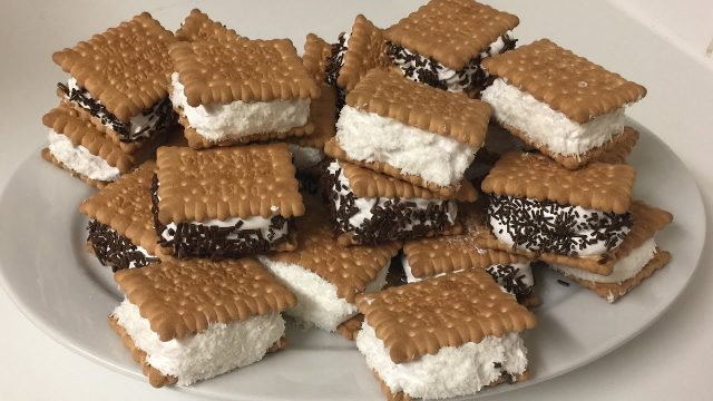 طريقة عمل بسكويت محشي آيس كريم